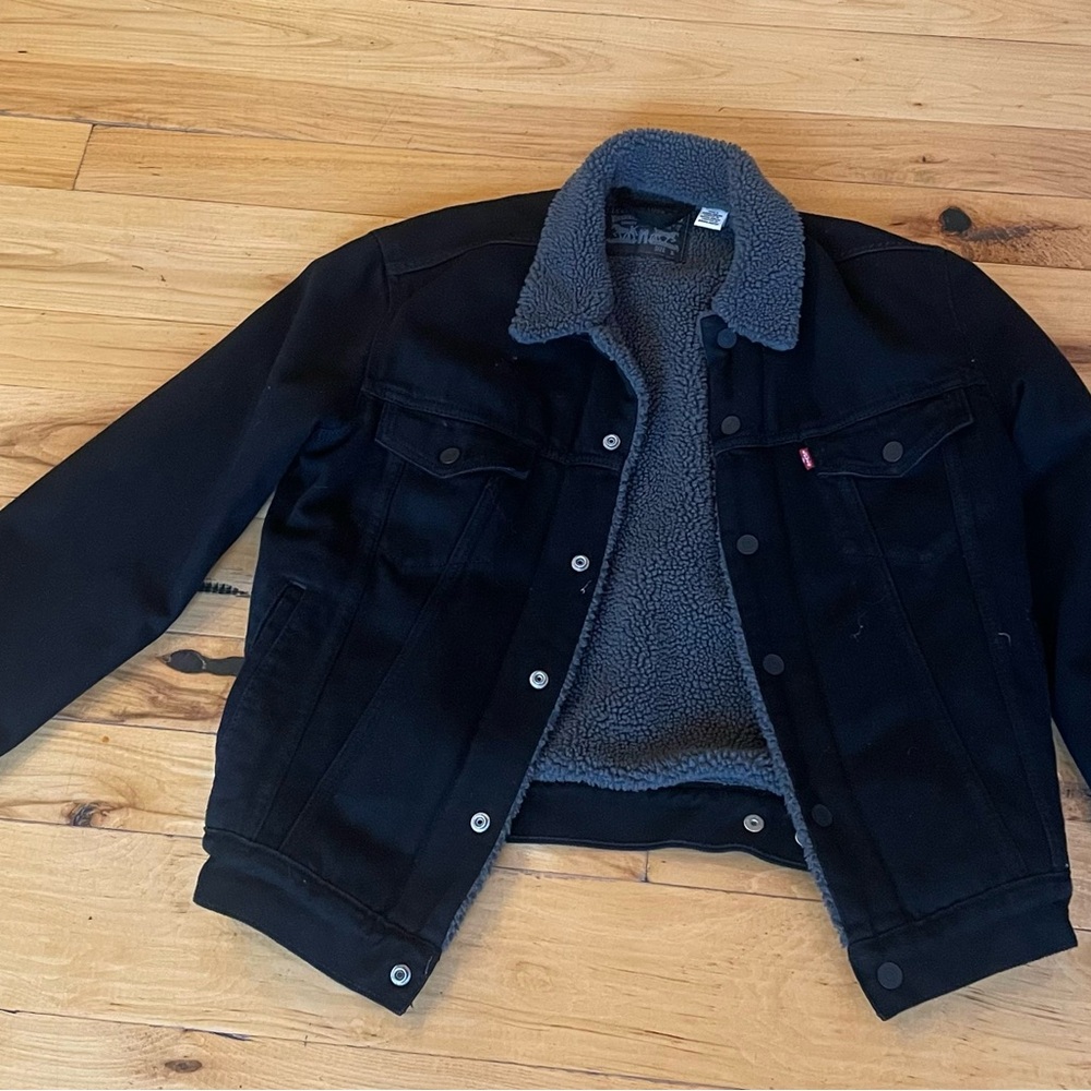 Levi’s Sherpa lined Jean jacket